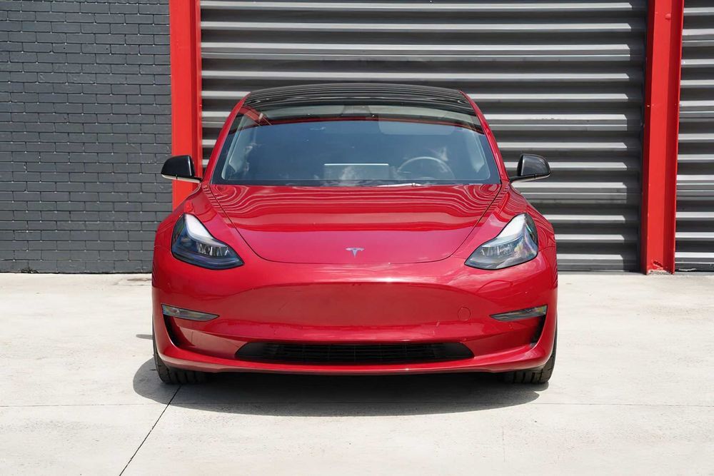 Tesla Model 3 Performance      2022