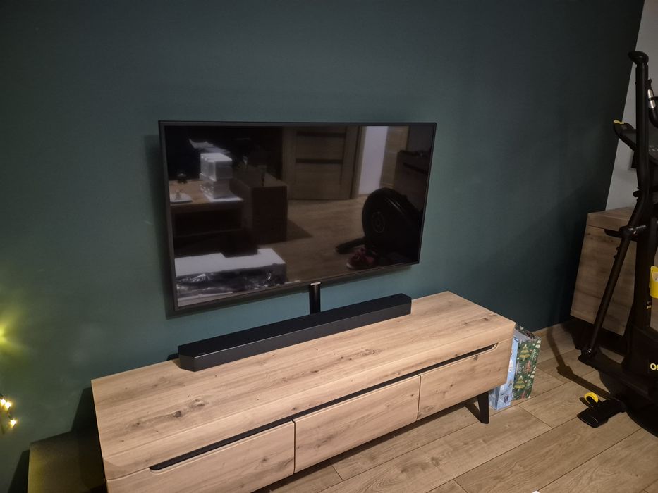 Samsung 49” 4K UHD Smart TV UE49NU7102 – HDR, stan bdb, komplet