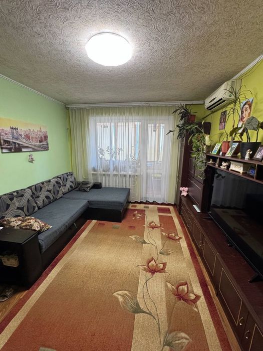 Продам 1-кімнатну. Лівий берег.