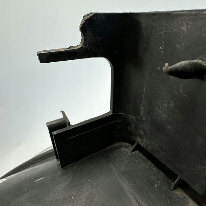 Lampa Prawa Przednia Xsara Picasso