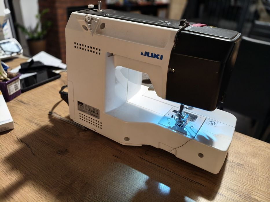 maszyna do szycia Juki HZL-27Z