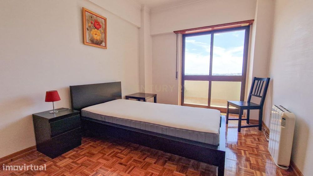 Apartamento T3 em Queluz, Sintra com Vista