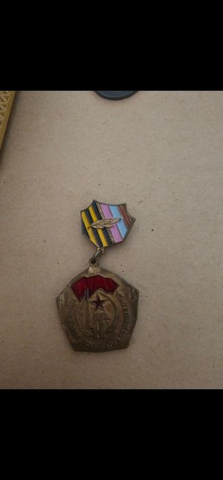 Нагрудний знак «Всесоюзна організація ветеранів війни та праці»