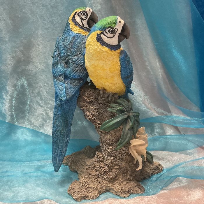 Par aves  blue e yellow Macaws  17 cm