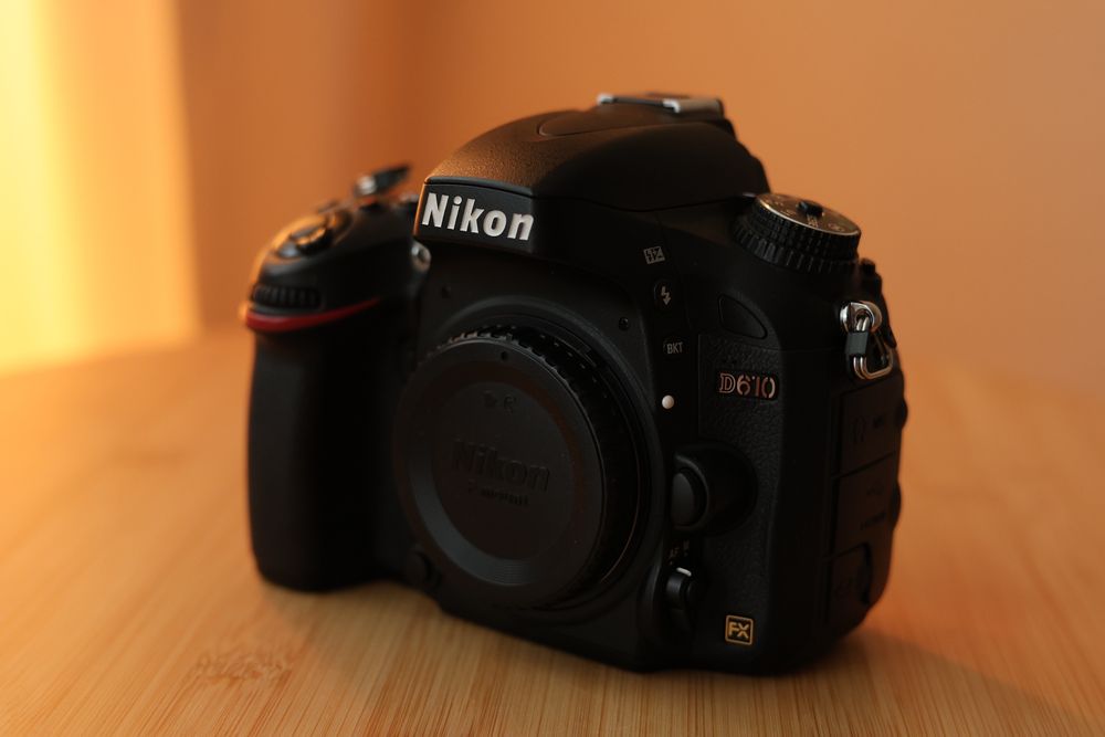Nikon D610 + 24-70mm f/2.8 + 50mm f/1.8G