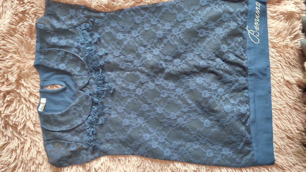 Дитячі речі, приблизно на 7-10 років на дівчинку