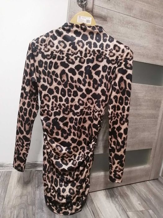 Жіноча елегантна сукня леопардовий принт у чорному кольорі, розмір М