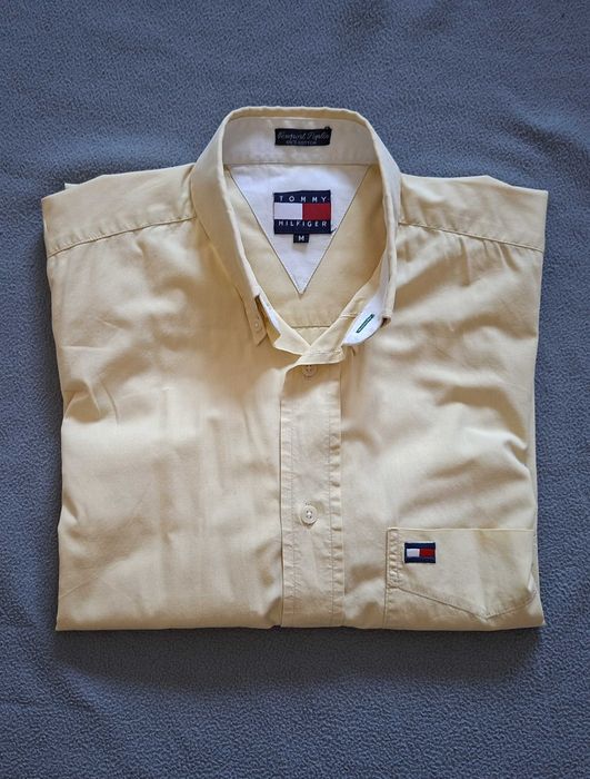 Camisa de manga curta Tommy Hilfiger, tamanho "M"