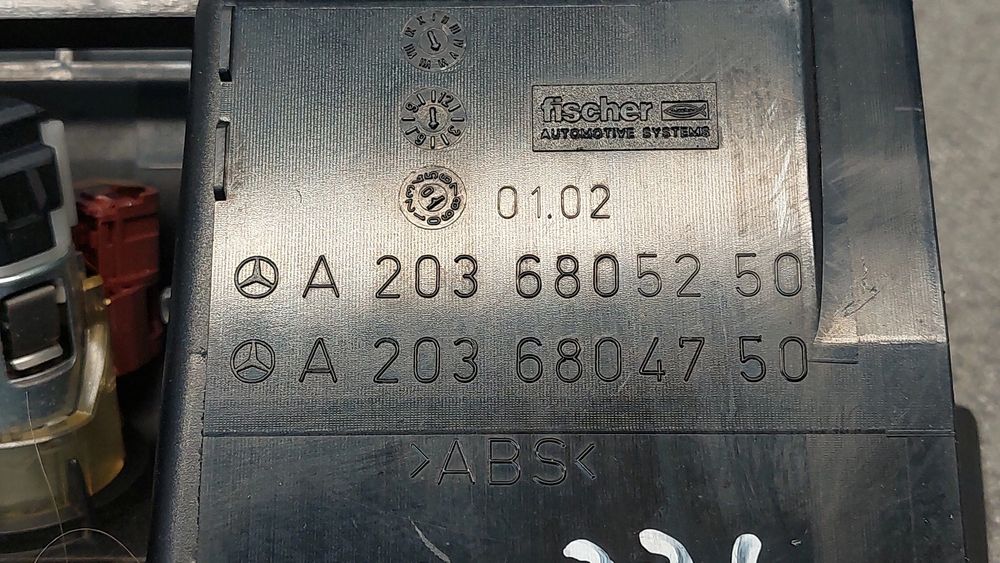 Cinzeiro MERCEDES-BENZ Classe C Carrinha (S203)
