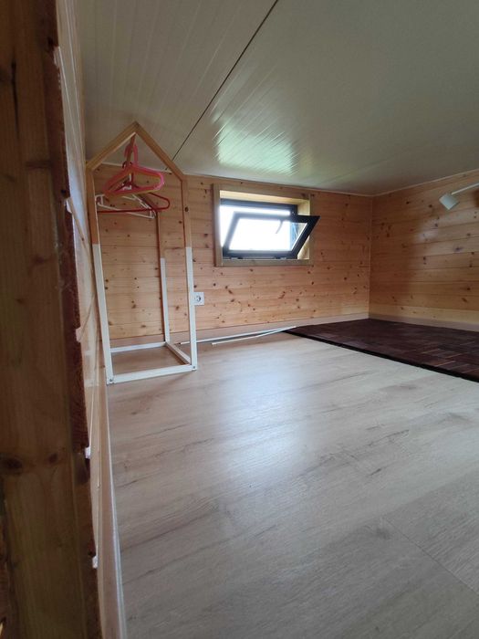 Tiny House on Wheels / Casa de Madeira Móvel com trailer
