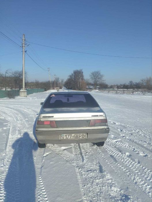 Продам Пежо 405 1.6(торг)