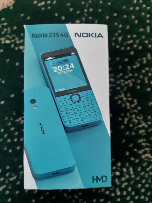 мобільний кнопковий телефон Nokia 235