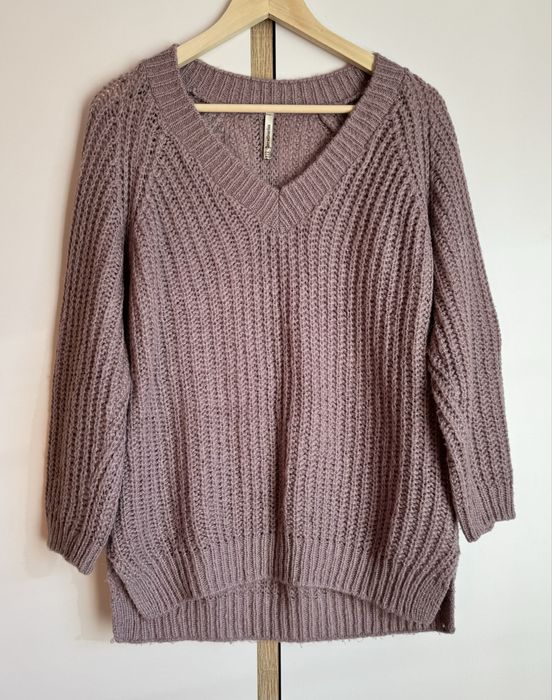 Нежно-лиловый свитер stradivarius