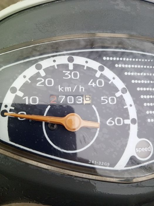 Продам скутер (мопед) Suzuki lets 4