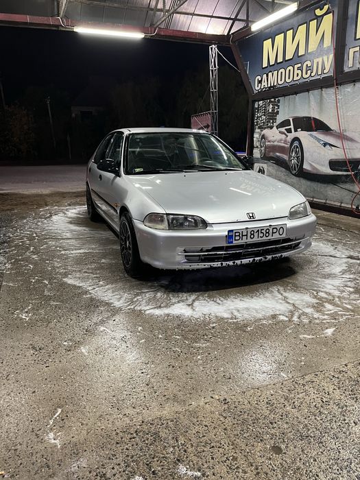 Продам хорошенькую Хонду Цивик