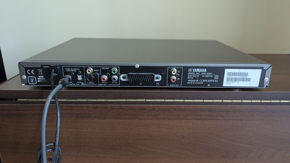 DVD Yamaha  s557