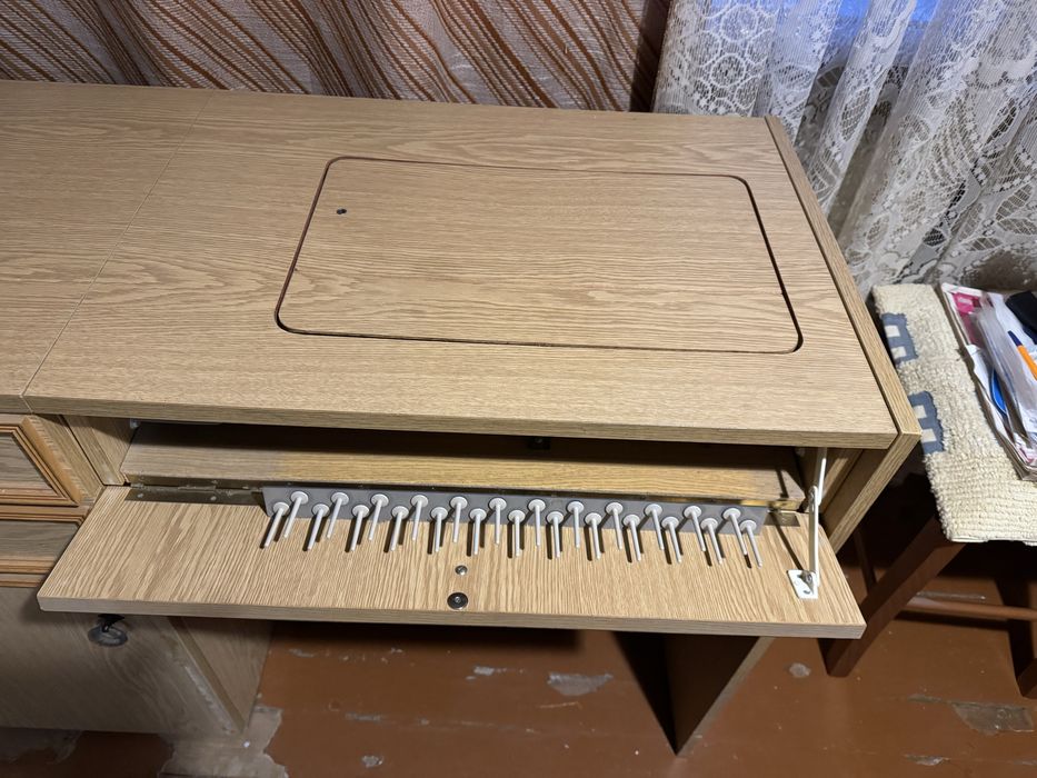 Професійна швейна машинка Veritas