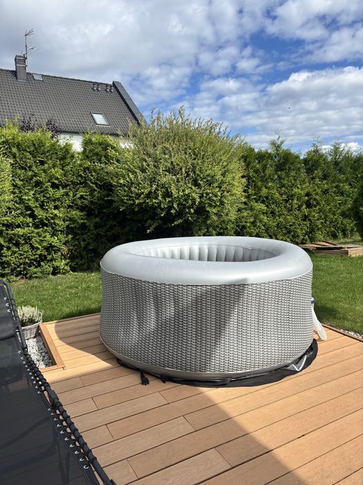 Sprzedam jakuzzi