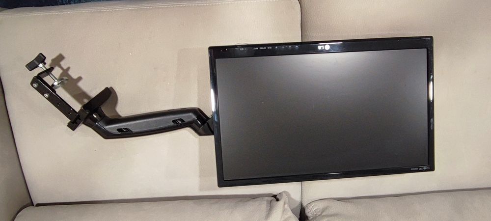 LG TV/Monitor + Suporte Articulado para secretária