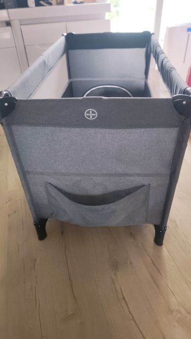Łóżeczko z materacem plus gratisy