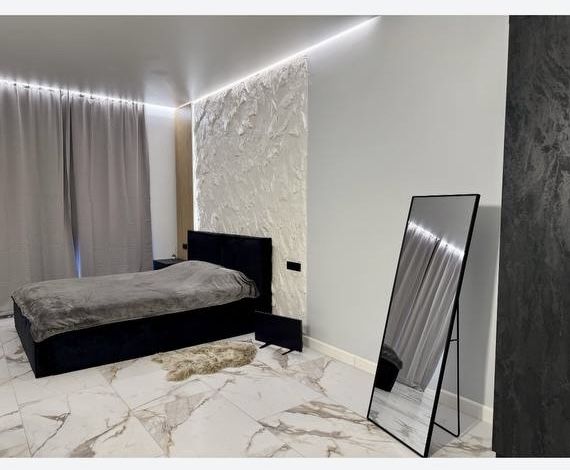 Квартира подобово Камʼянець Поділький. Світло не виключають.