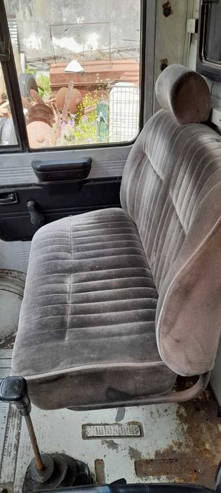 Mercedes 407D 2.4 Diesel 1983 Clássica
