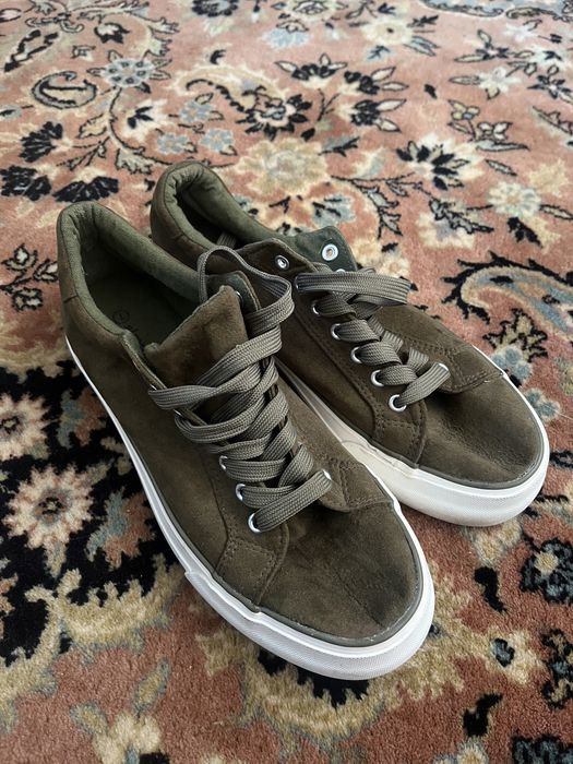 Buty sportowe  rozmiar nr. 7