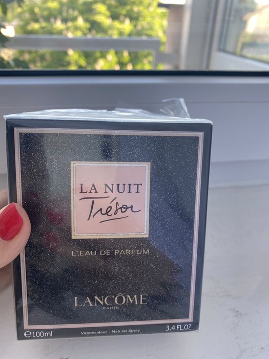 Жіночі парфуми la nuit tresor