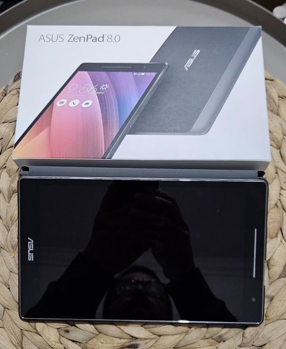TABLET com função de telemóvel ASUS ZEN PAD 8.0 usado em ótimo estado.