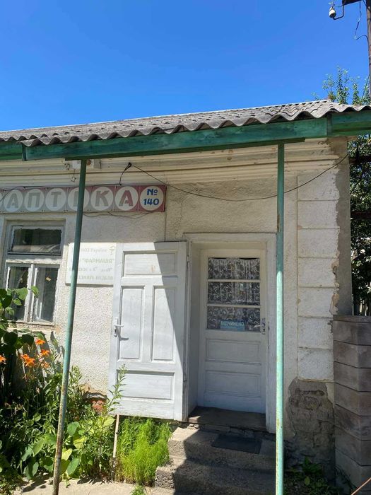 -50% фасадна будівля 109м під аптеку/магазин/кафе с.Поляна Свалява-7км