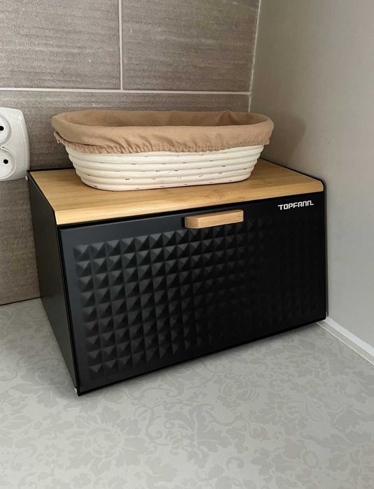 Chlebak czarny metalowy bambusowy nowoczesny duży Topfann loft