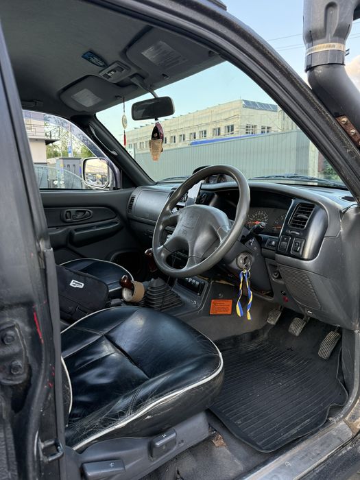 Mitsubishi L200 2,5