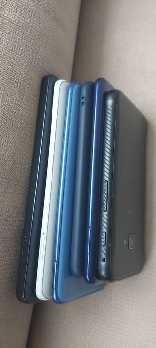 Лот телефонів смартфонів на запчастини