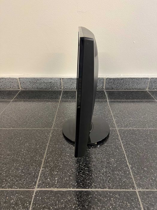 Monitor Samsung 2243LNX