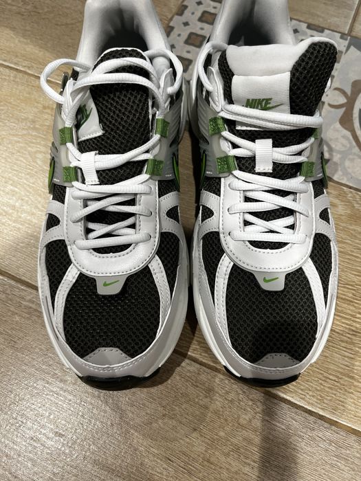 Кросівки NIKE V2K RUN Sequoia/Chlorophyll-Lt Iron Ore