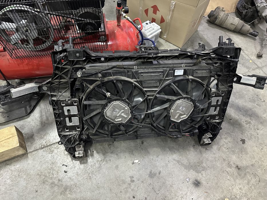 Audi Q7 4m установочна панель телевізор радіатори дифузор