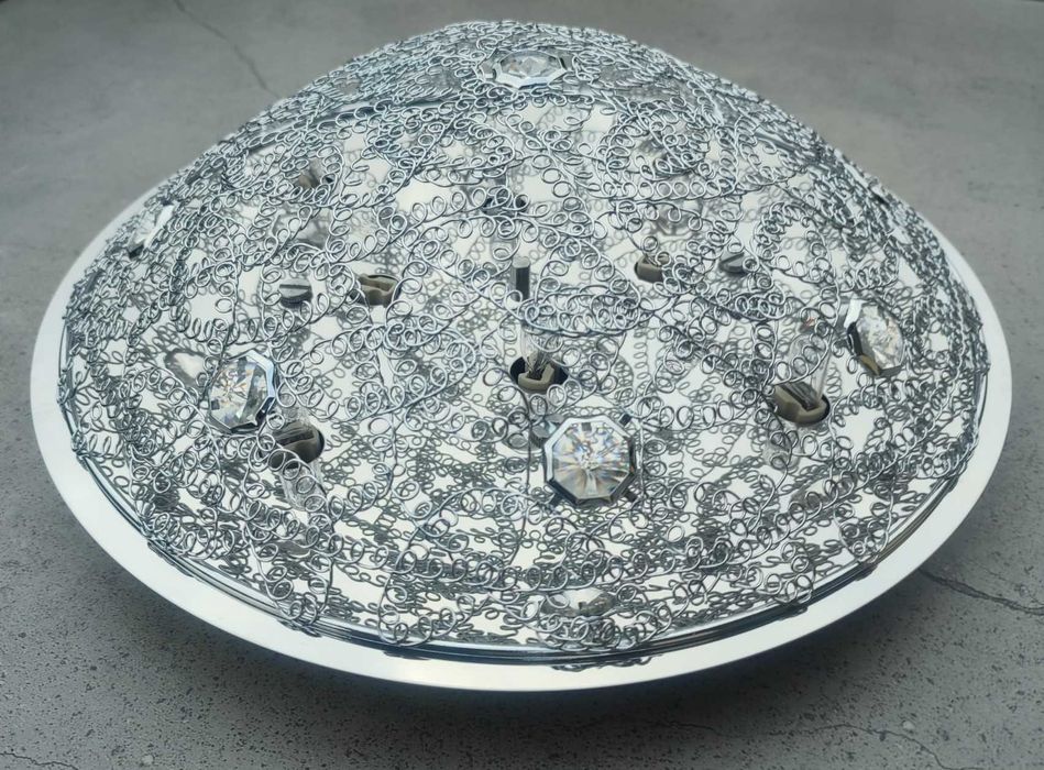 Stylowy, okrągły plafon sufitowy z kryształkami