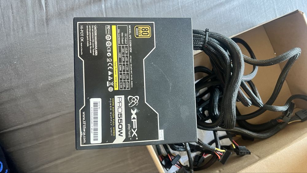 Fonte XFX Pro 550w