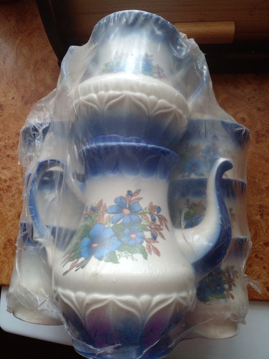 Чайний сервіз  .