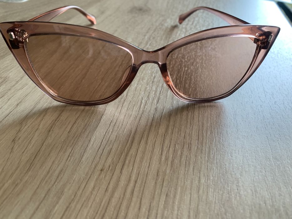 Okulary przeciwdloneczne Calvin Klein