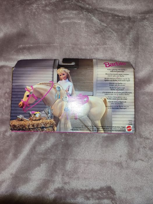 1997 Barbie Fashion Accessories - Horse care set