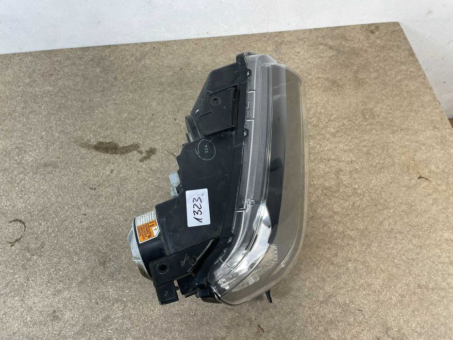 Lampa prawa przód xenon Suzuki Grand Vitara II 05-14r EU