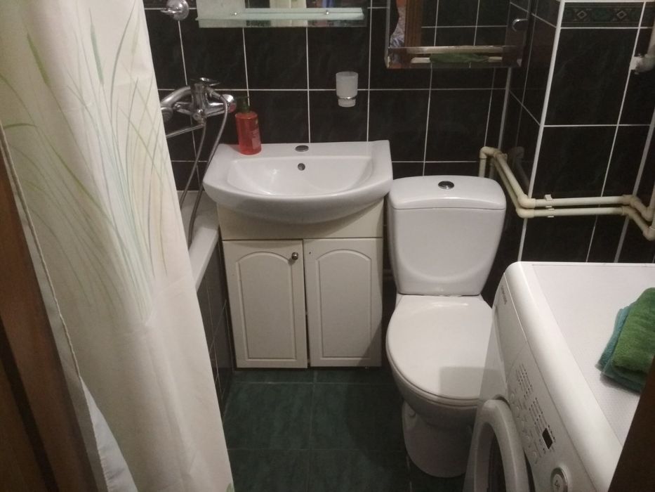 Ж/Д вокзал, Дом Офицеров 1- ком. посуточно и почасово