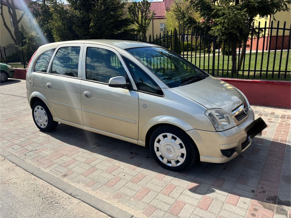 Opel Meriva 1.7. Isuzu