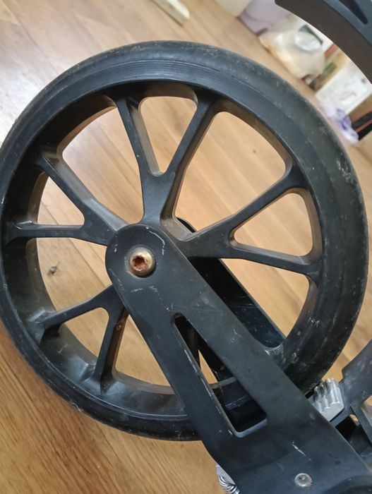 Самокат Maraton Decider (Чорний)