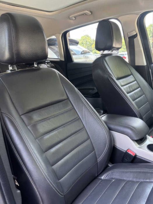 Ford C-Max Hybrid SEL      2016