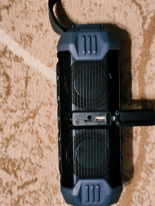 Колонка блютуз New Rixing NR-1000
