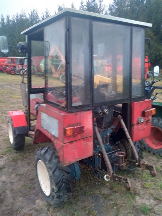 Traktorek UTB 302 Universal