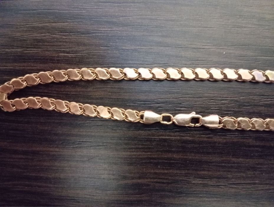 Продам золотые серьги  цепочка 585 пробы.
