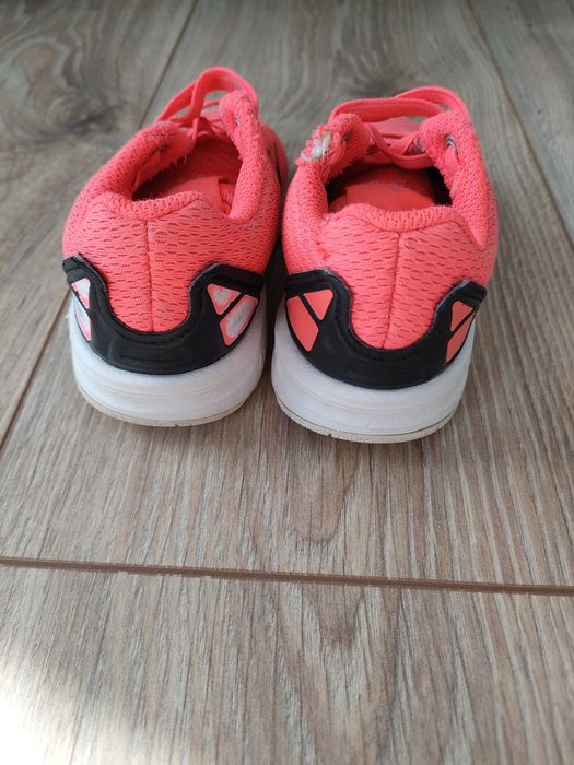 Adidasy dla dziewczynki Adidas r.22